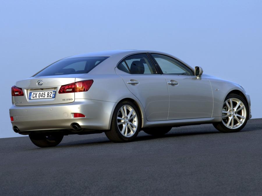 Lexus IS250 2005 года  (EU) (фото 20 из 30)